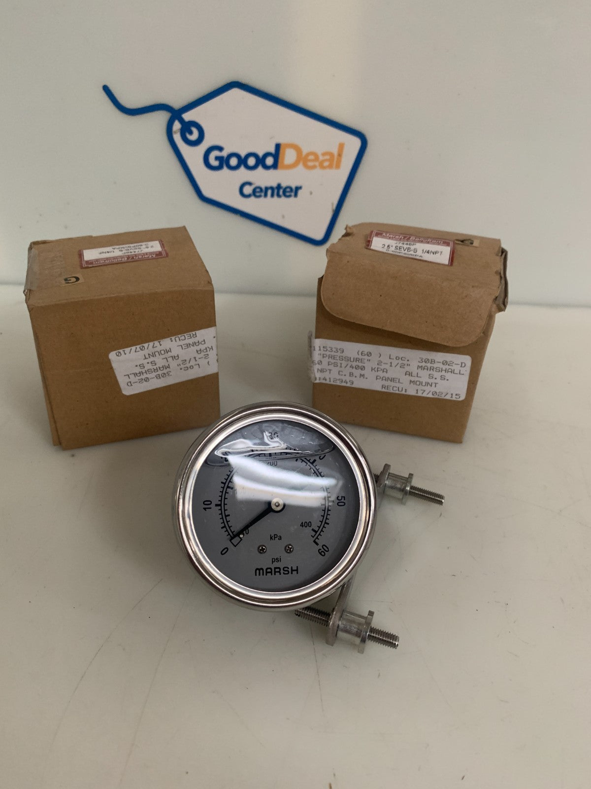 LOT OF 2 MARSH/BELLOFRAM 0-60 PSI PRESSURE GAUGE J7446P