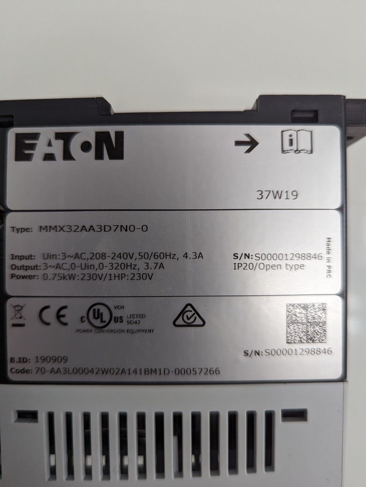 Eaton M-Max Vector Adjustable Frequency Drive MMX32AA3D7N0-04