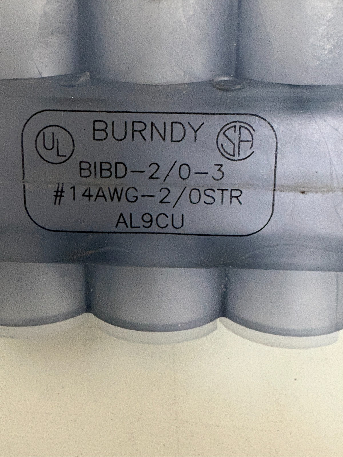 LOT OF 5 BURNDY MULTI-TAP CONNECTOR 3 PORT BIBD-2/0-31