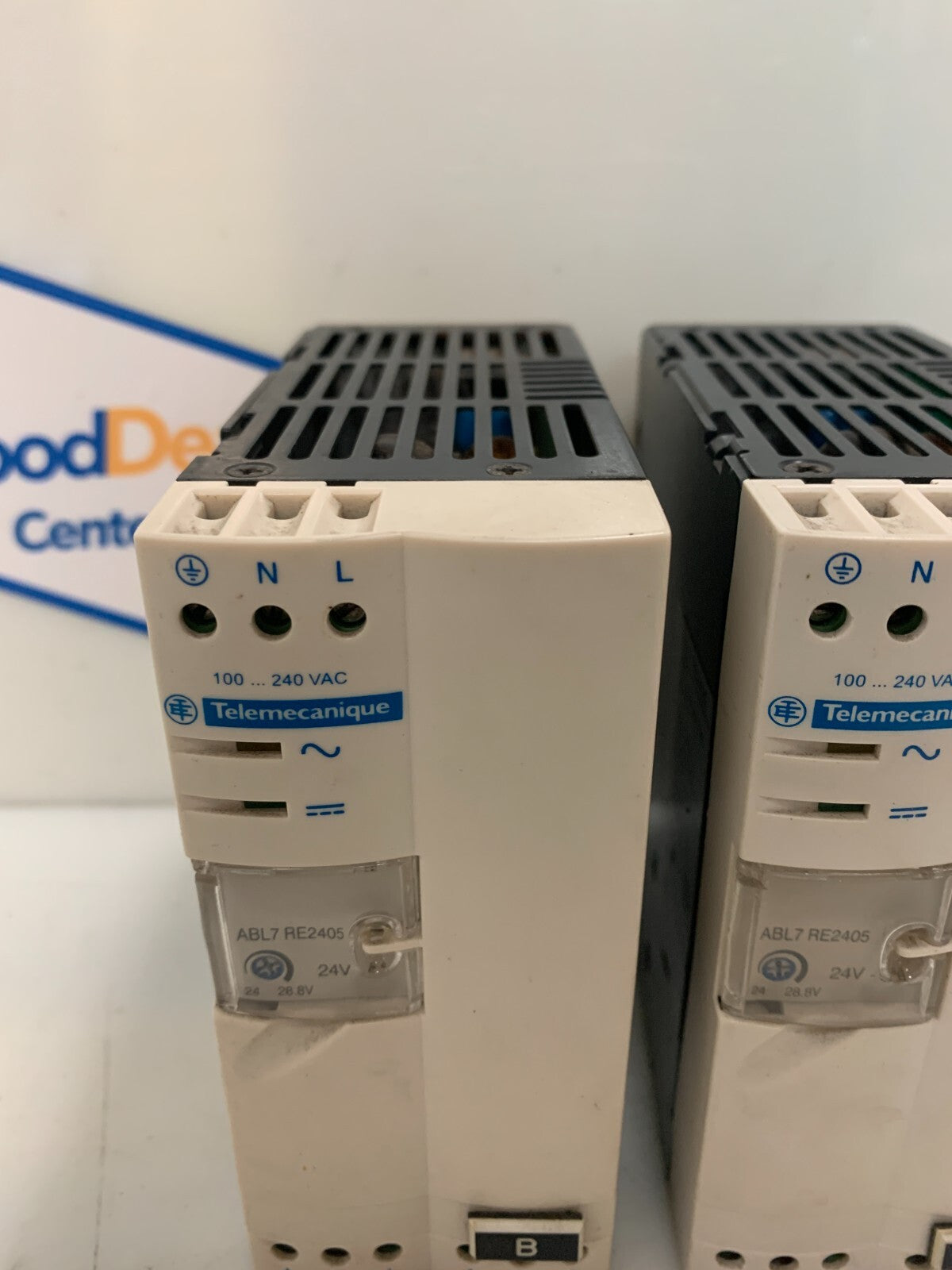 TELEMECANIQUE ABL7 RE2405 100/240VAC 2.8/1.4A POWER SUPPLY