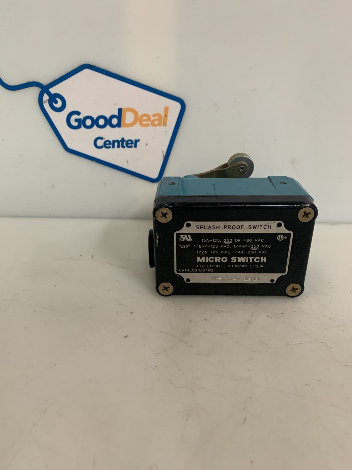 MICRO SWITCH SPLASH PROOF SWITCH OP-AR141
