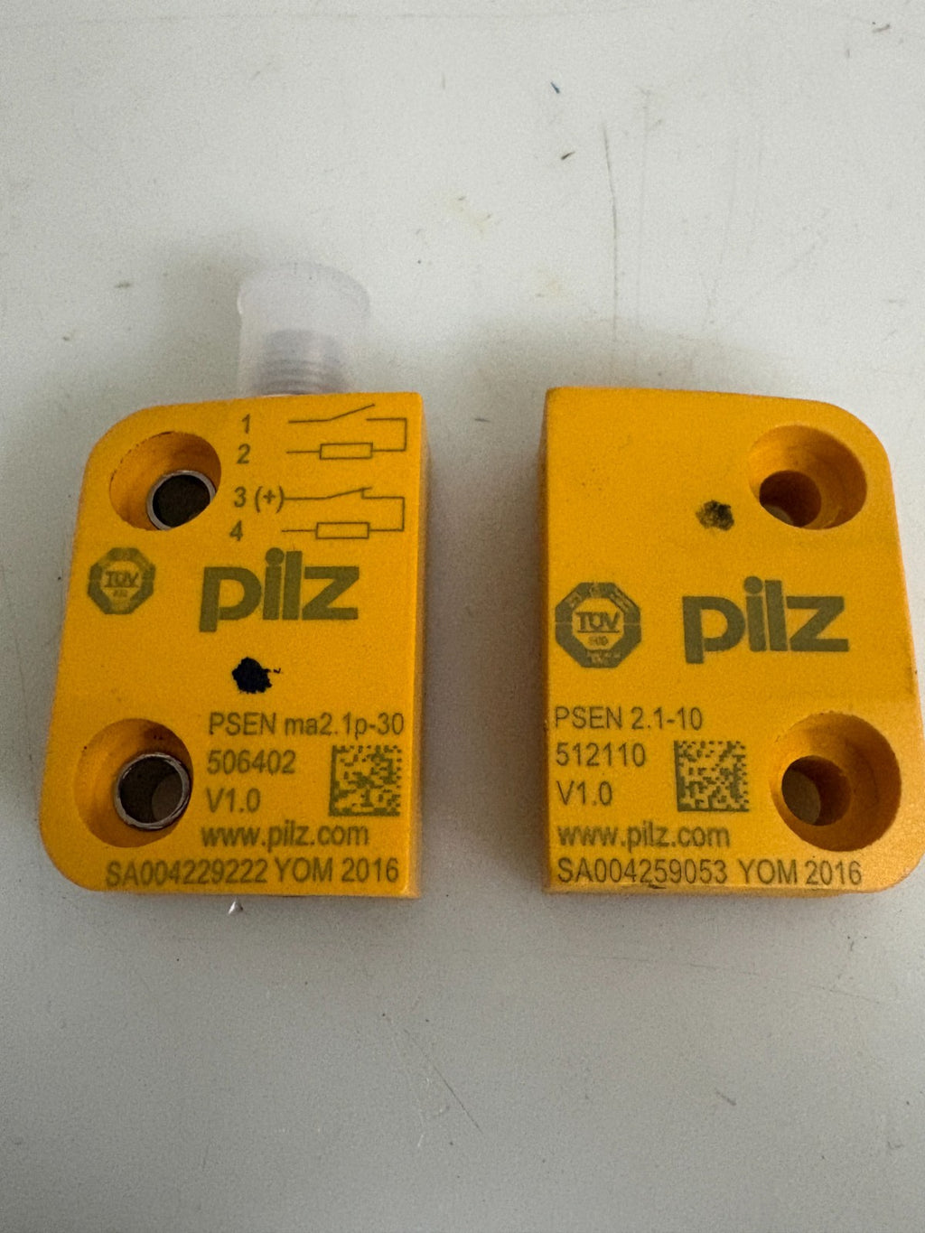 PILZ MAGNETIC SAFETY SENSOR #506402 W/PILZ 512110
