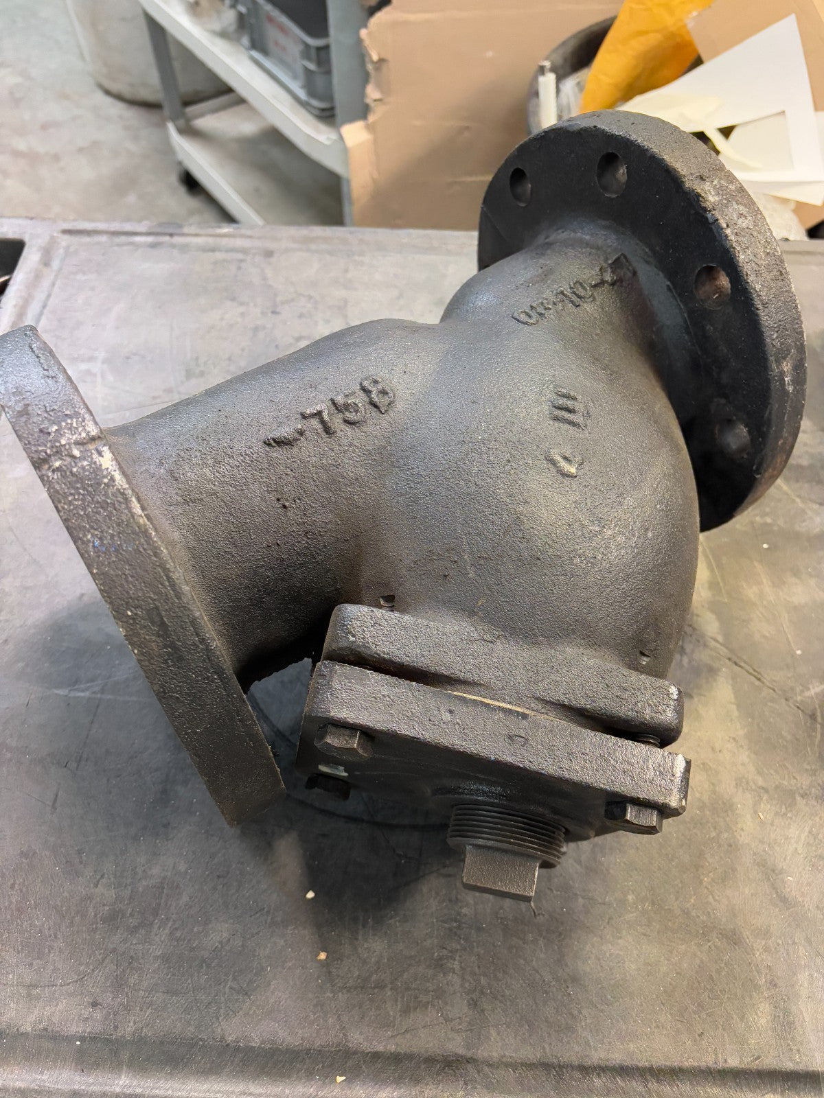 MUELLER STEAM WYE STRAINER #758 4" W/9" FLANGED 03-10-27