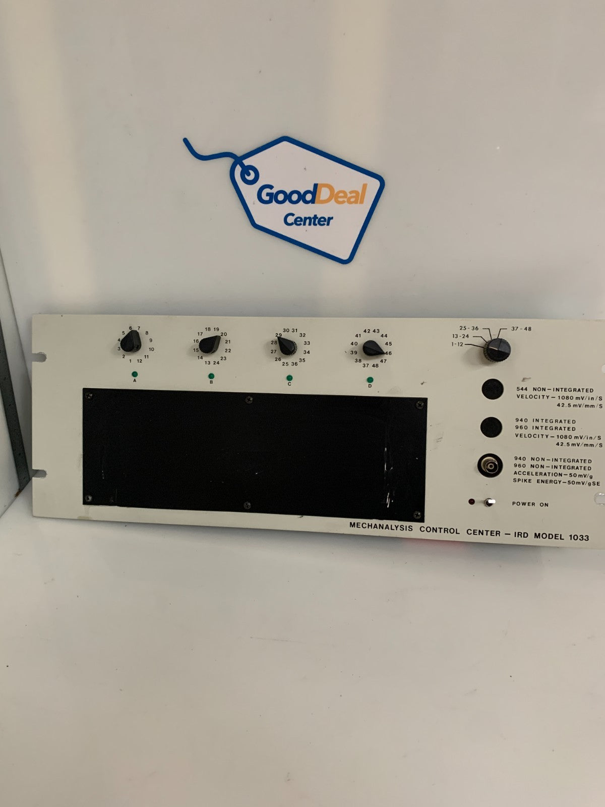 MECHANALYSIS CONTROL CENTER - IRD MODEL 1033 W/CIRCUIT BOARD PCB 31901 D