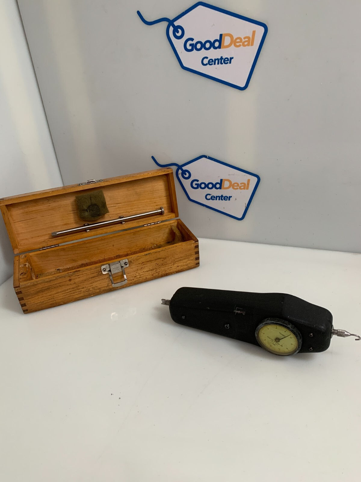 HUNTER SPRING  Mechanical Force Gage  L-20M  W/Wood Case