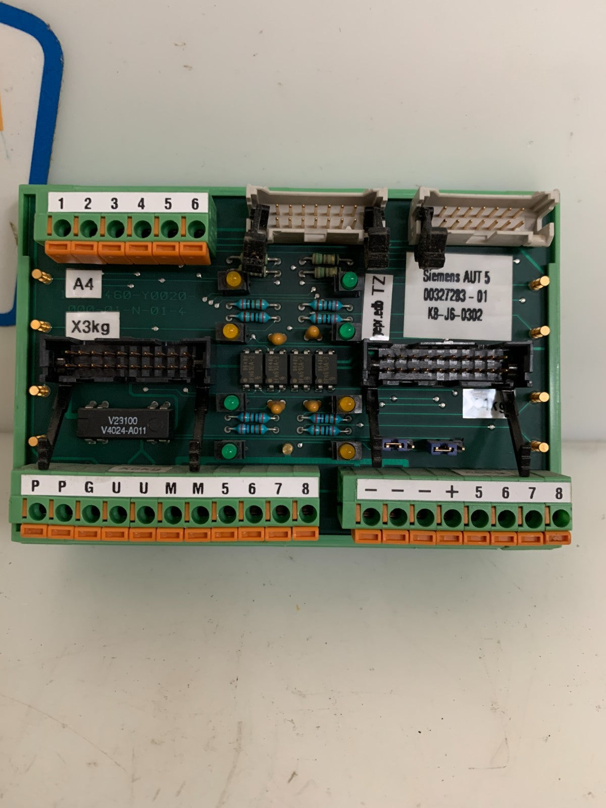 SIEMENS AUT 5 INTERFACE MODULE 00327284-01 PHOENIX CONTACT UMK-SE11-25-1