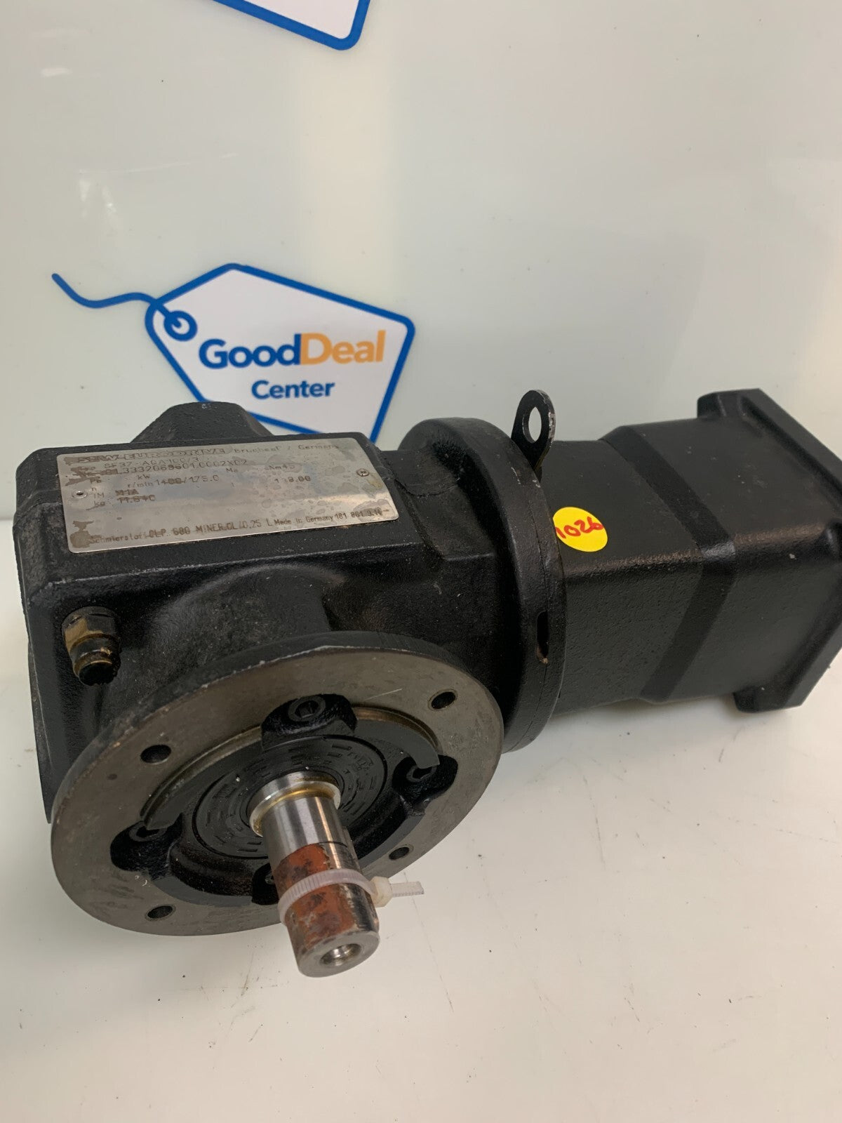 SEW-EURODRIVE SF37 AQA100/3 Gearmotor