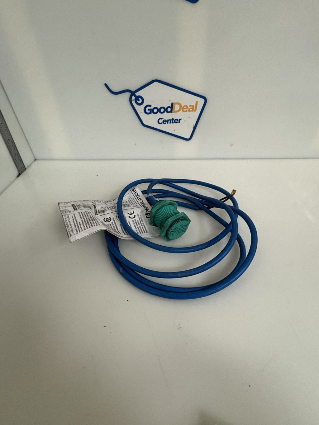 PEPPERL & FUCHS INDUCTIVE PROXIMITY SENSOR NJ15-30GK-N