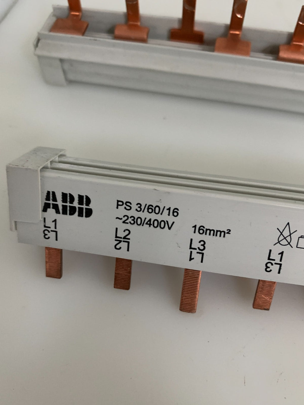 LOT OF 2 ABB BUS BAR PS 3/60/16 22 POLE