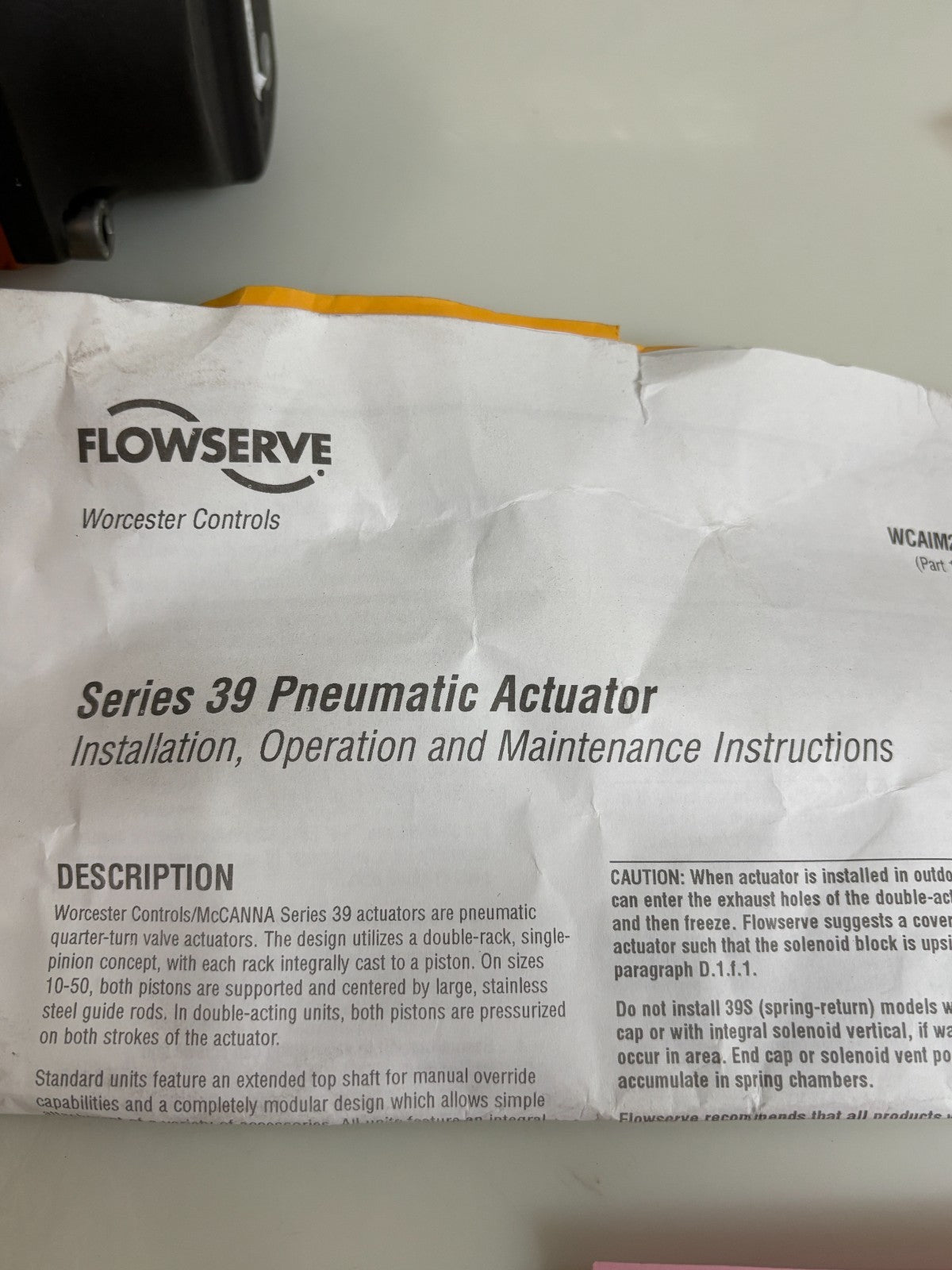 FLOWSERVE PNEUMATIC VALVE ACTUATOR 20 39 SN R6 W/MK510 AND WORCESTER5