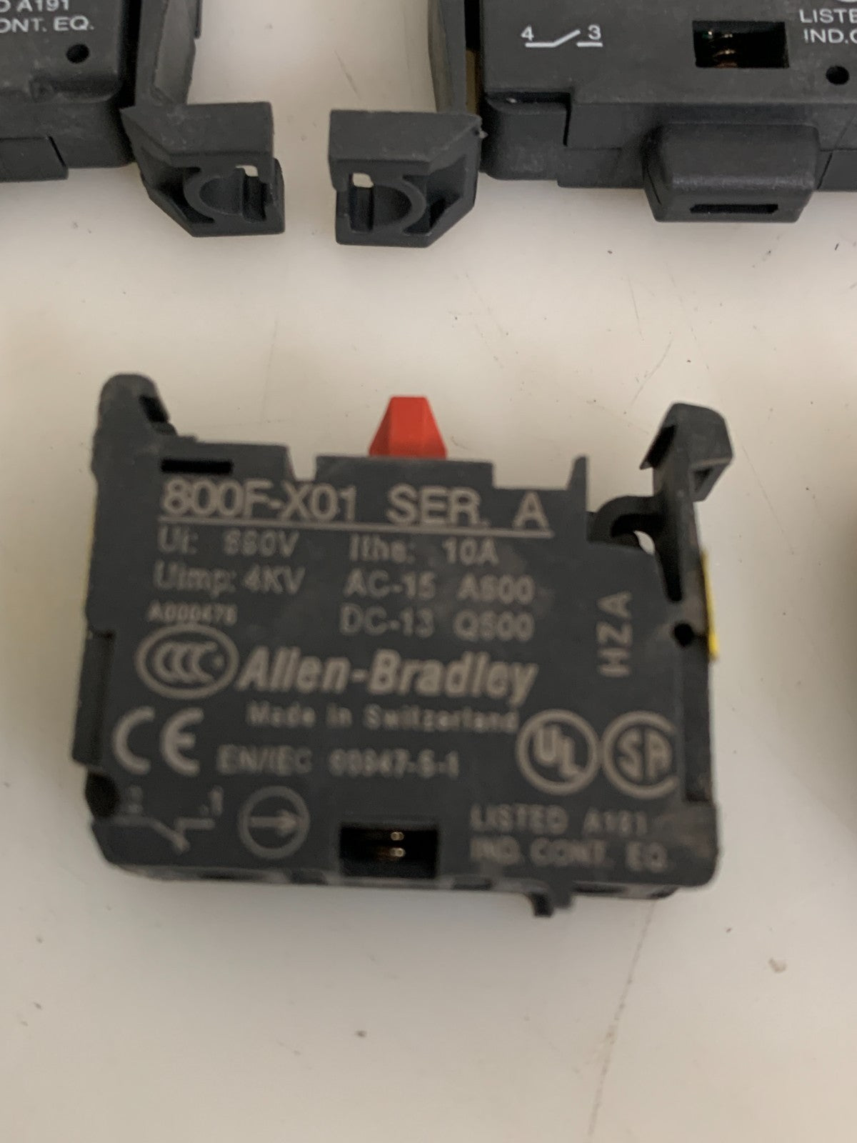 MIX LOT OF 7  ALLEN BRADLEY CONTACT BLOCK  4X800F-BX10 2X800F-X01  1X800F-X10