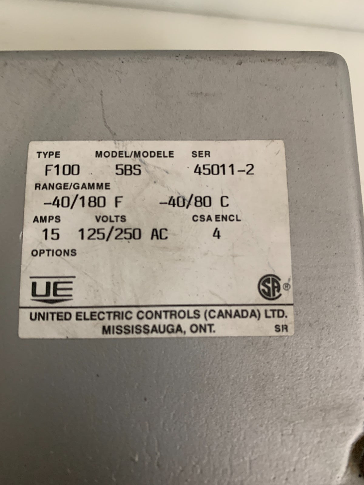 UNITED ELECTRIC CONTROLS TEMPERATURE CONTROL F100 5BS