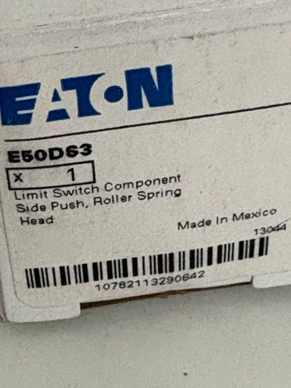LOT OF 3 EATON SIDE PUSH ROLLER SPRING HEAD #E50D63