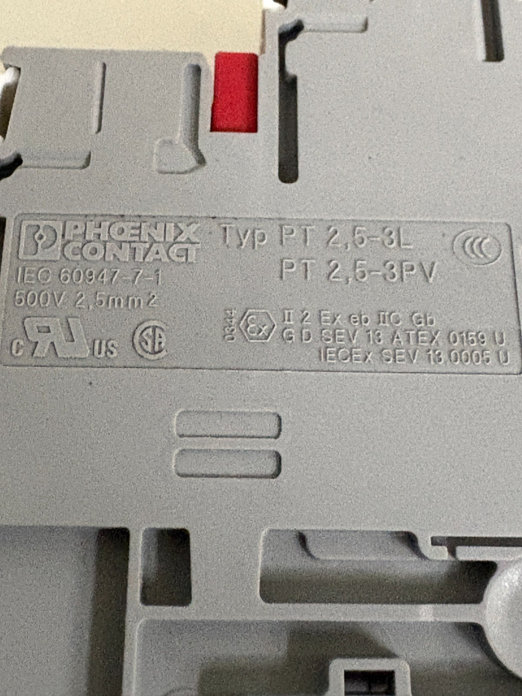 LOT OF 16 PHOENIX CONTACT TERMINAL BLOCK PT 2.5-3L PT 2.5-3 PV