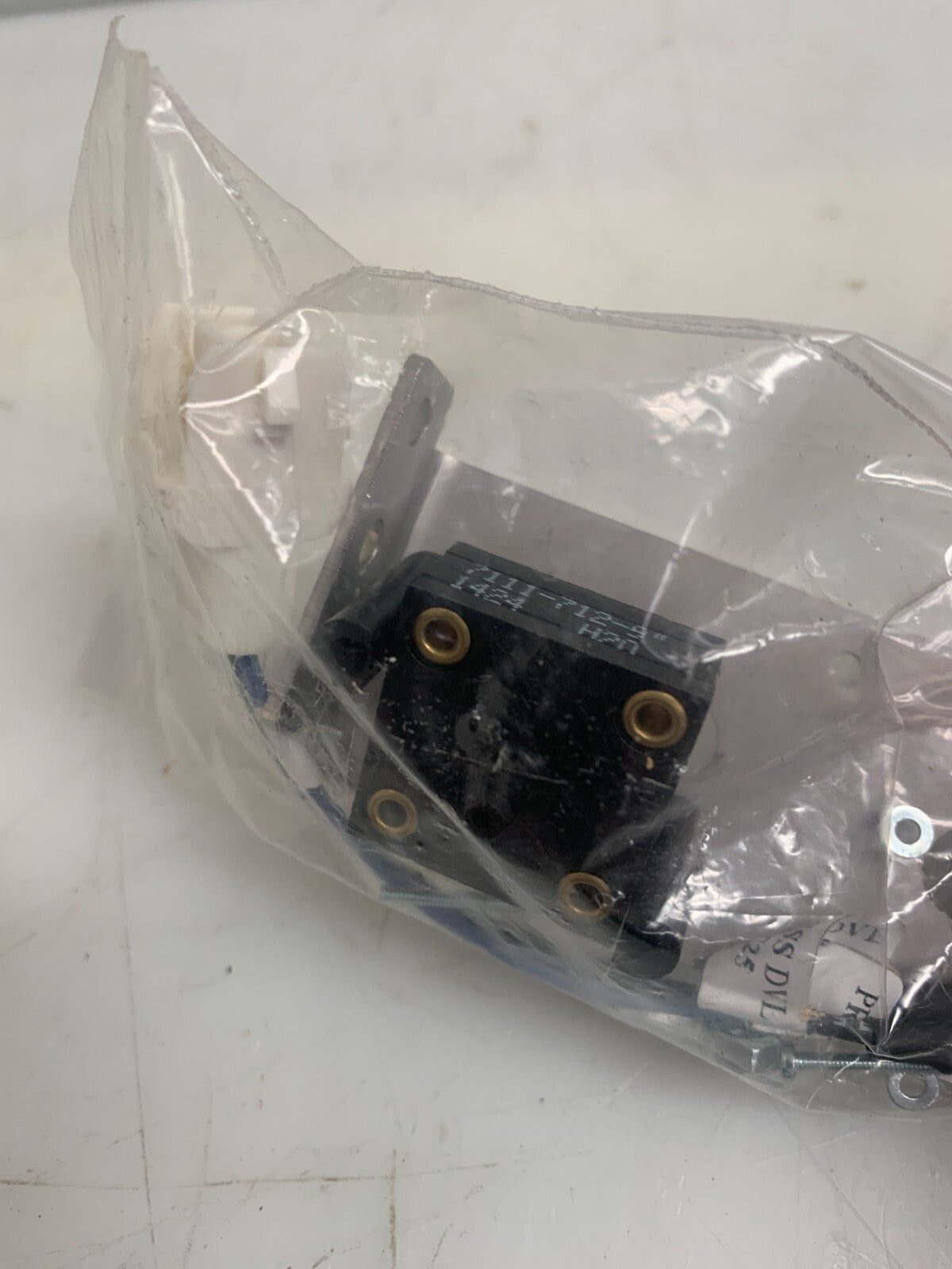 XEIKON   Spare Pressure Switch  9INCH-H20   86680