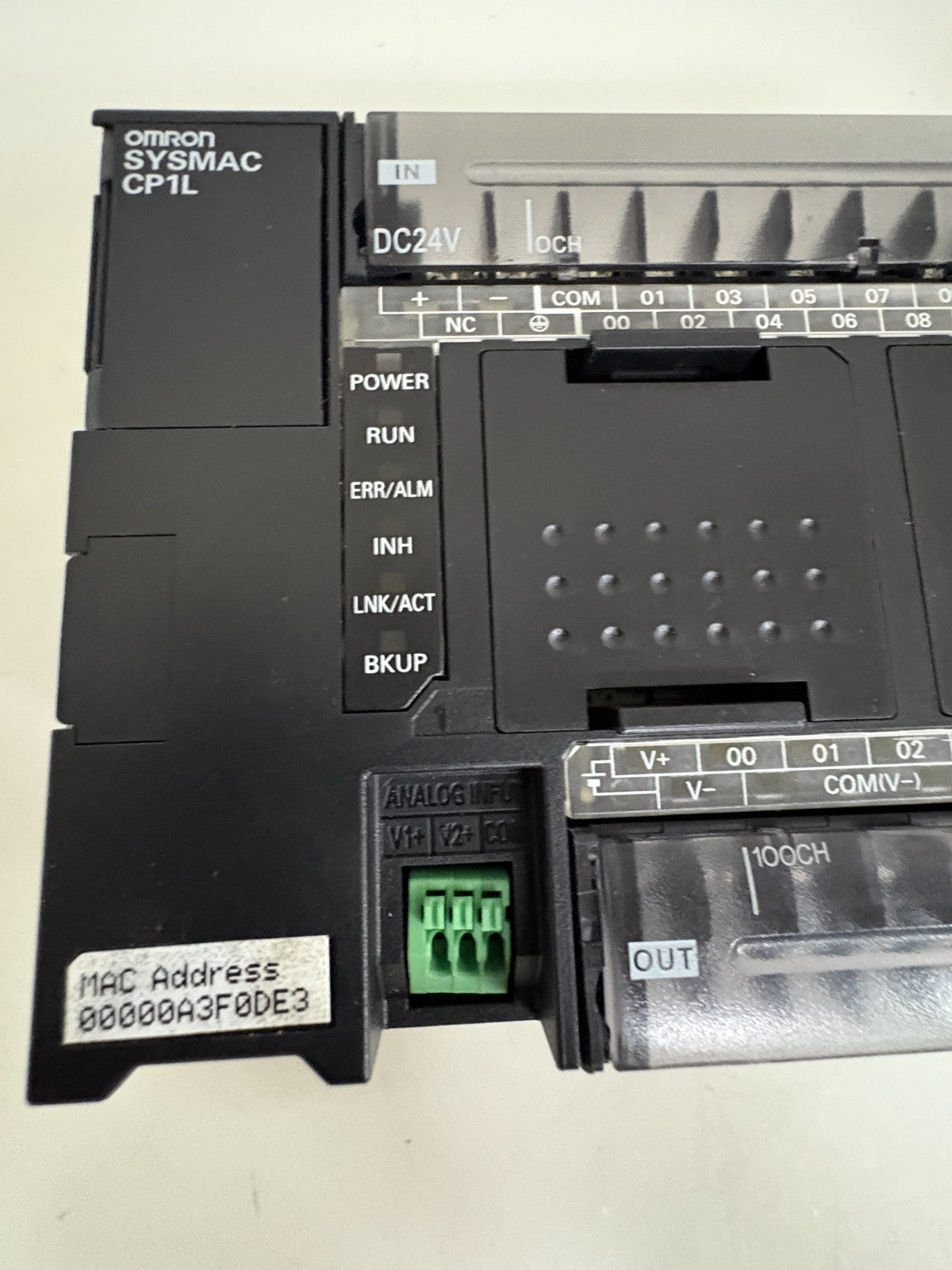 OMRON CPU PROGRAMMABLE CONTROLLER CP1L-EM40DT-D