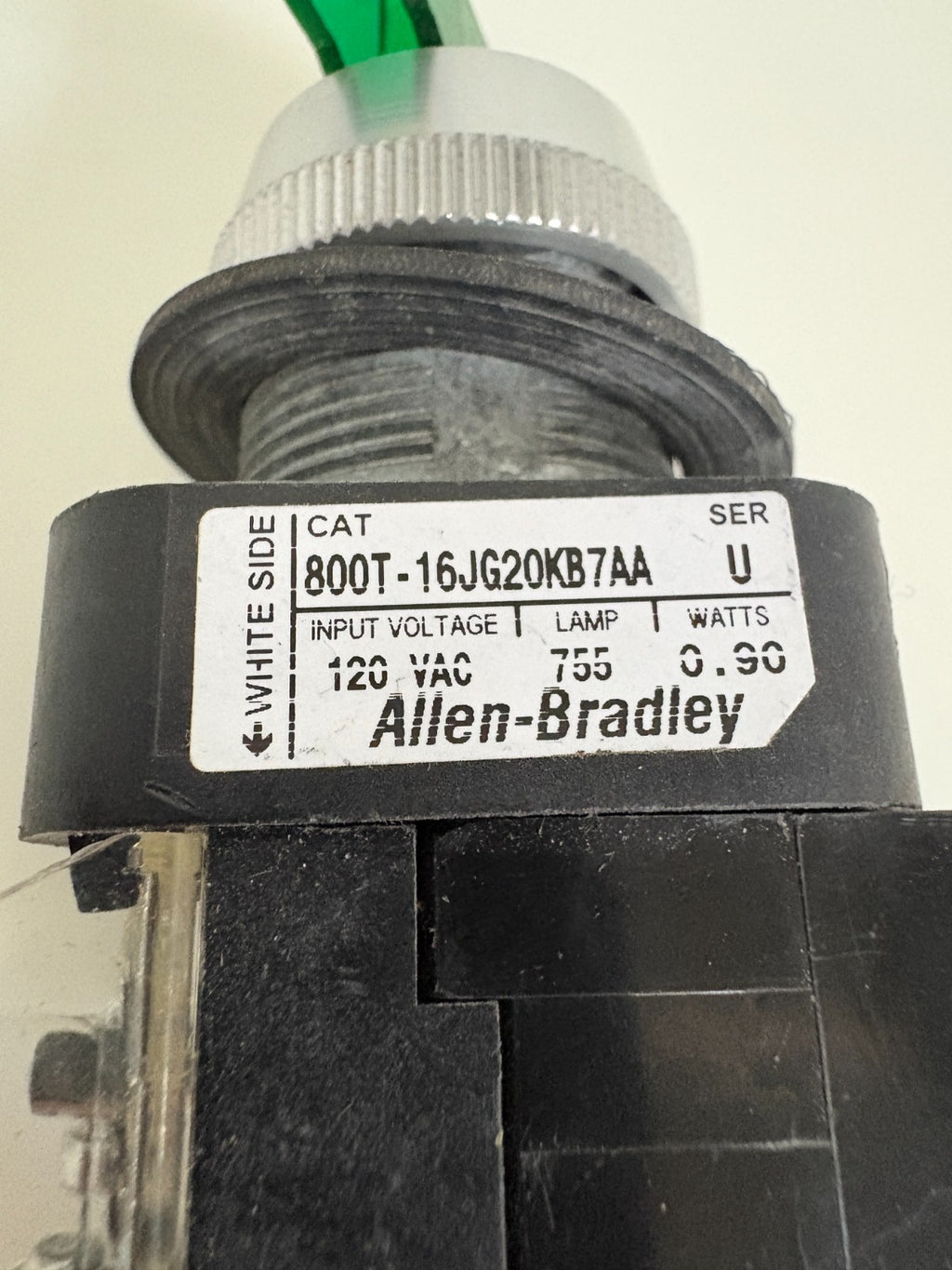 ALLEN BRADLEY 3 POSITION SELECTOR SWITCH 800T-16JG20KB7AA SER 4
