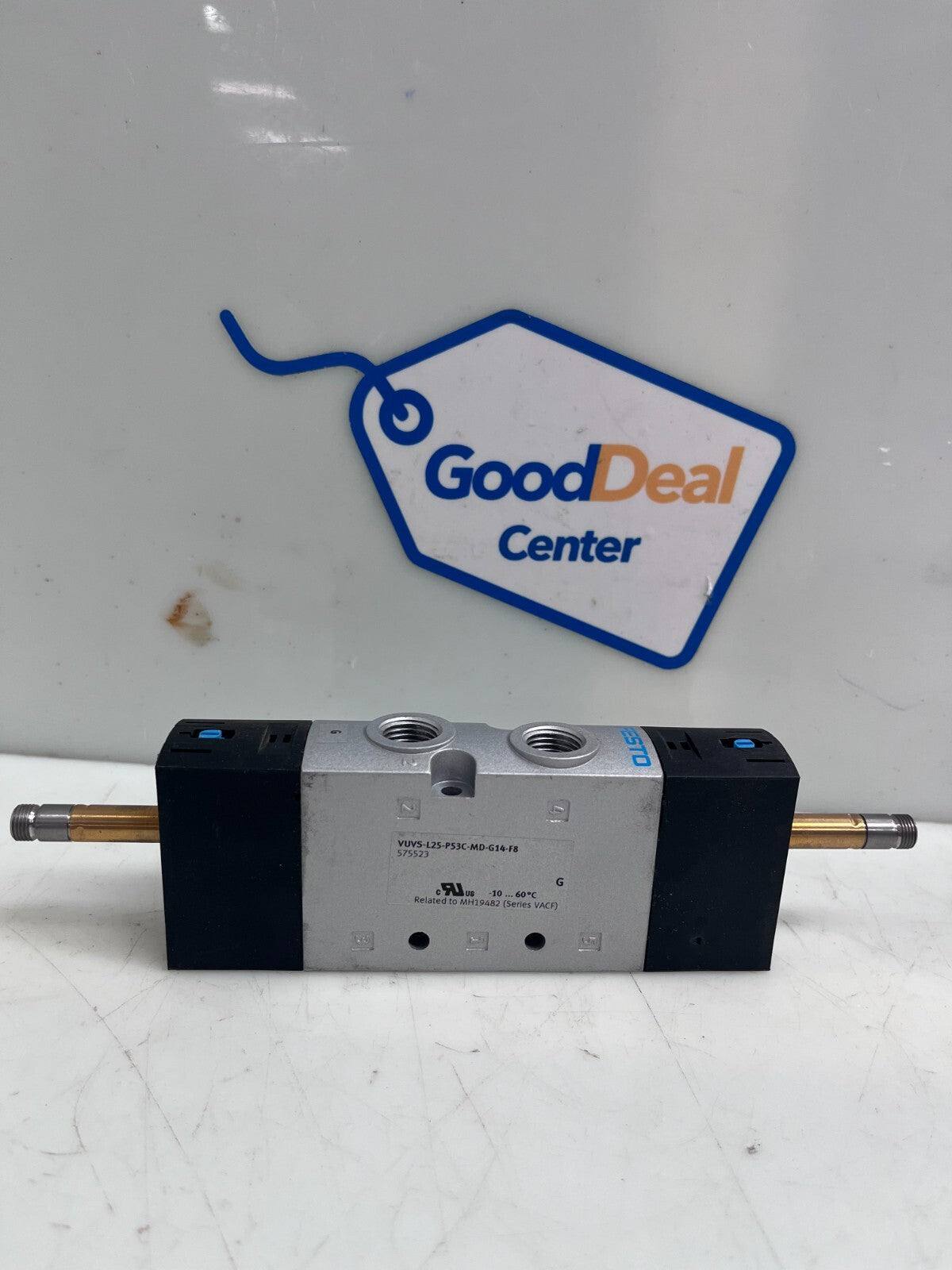 FESTO VUVS-L25-P53C-MD-G14-F8 575523 Solenoid Valve1