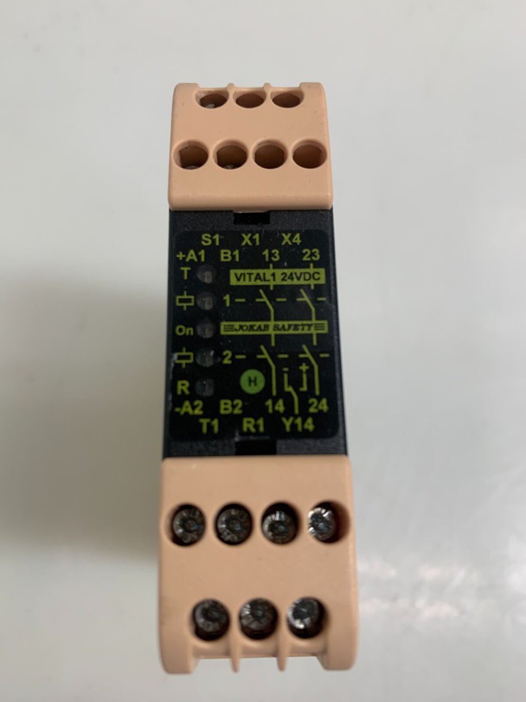 ABB / JOKAB SAFETY / Vital 1    Safety Unit   Version H Cat 4   20052101