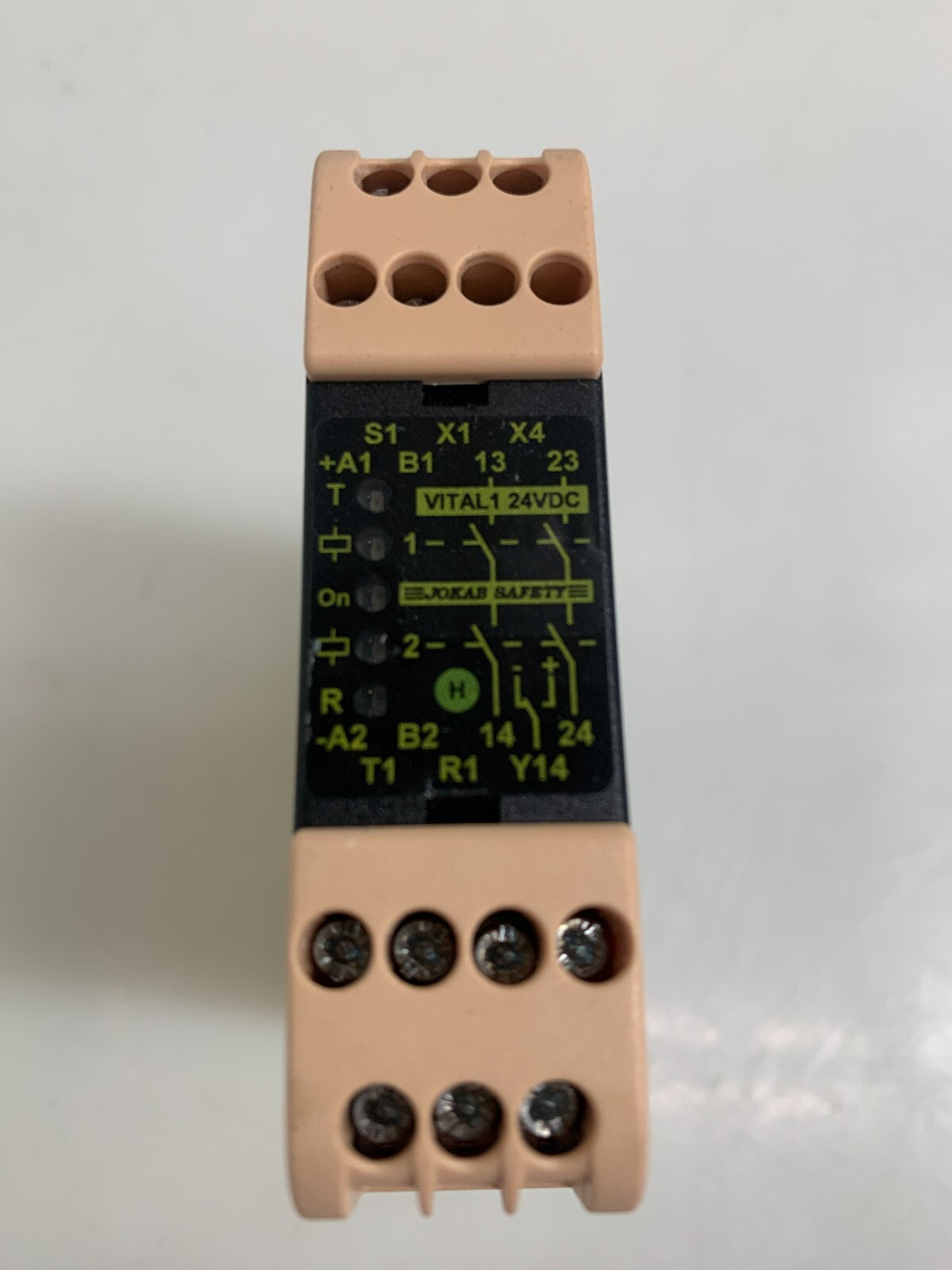 ABB / JOKAB SAFETY / Vital 1    Safety Unit   Version H Cat 4   20052101