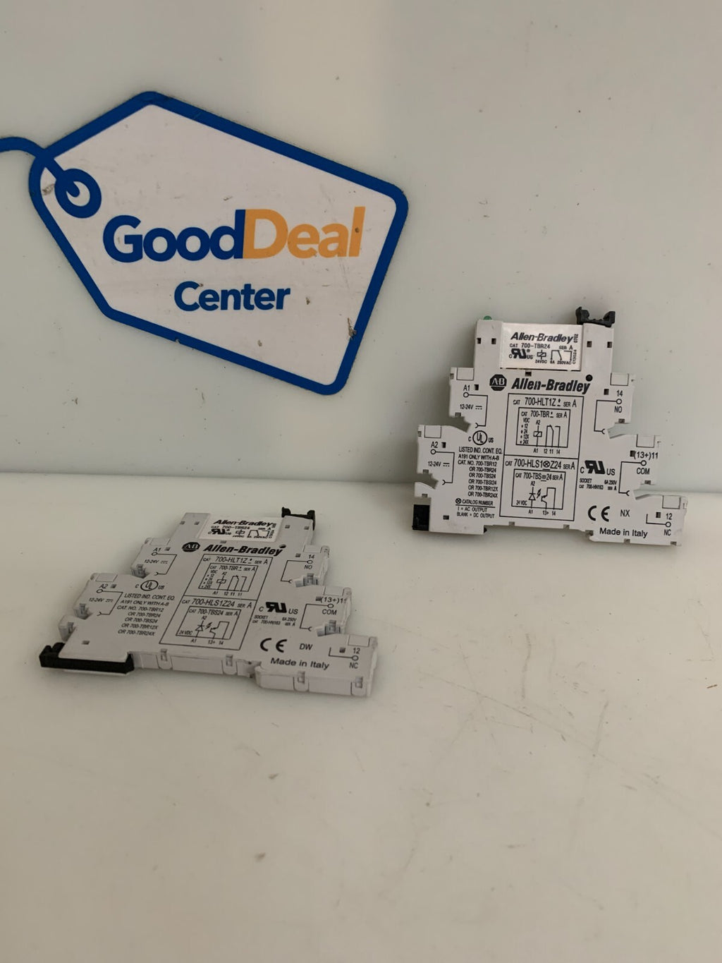 LOT OF 2  ALLEN BRADLEY RELAY W/BASE 700-HLT12 W/700-TBR24