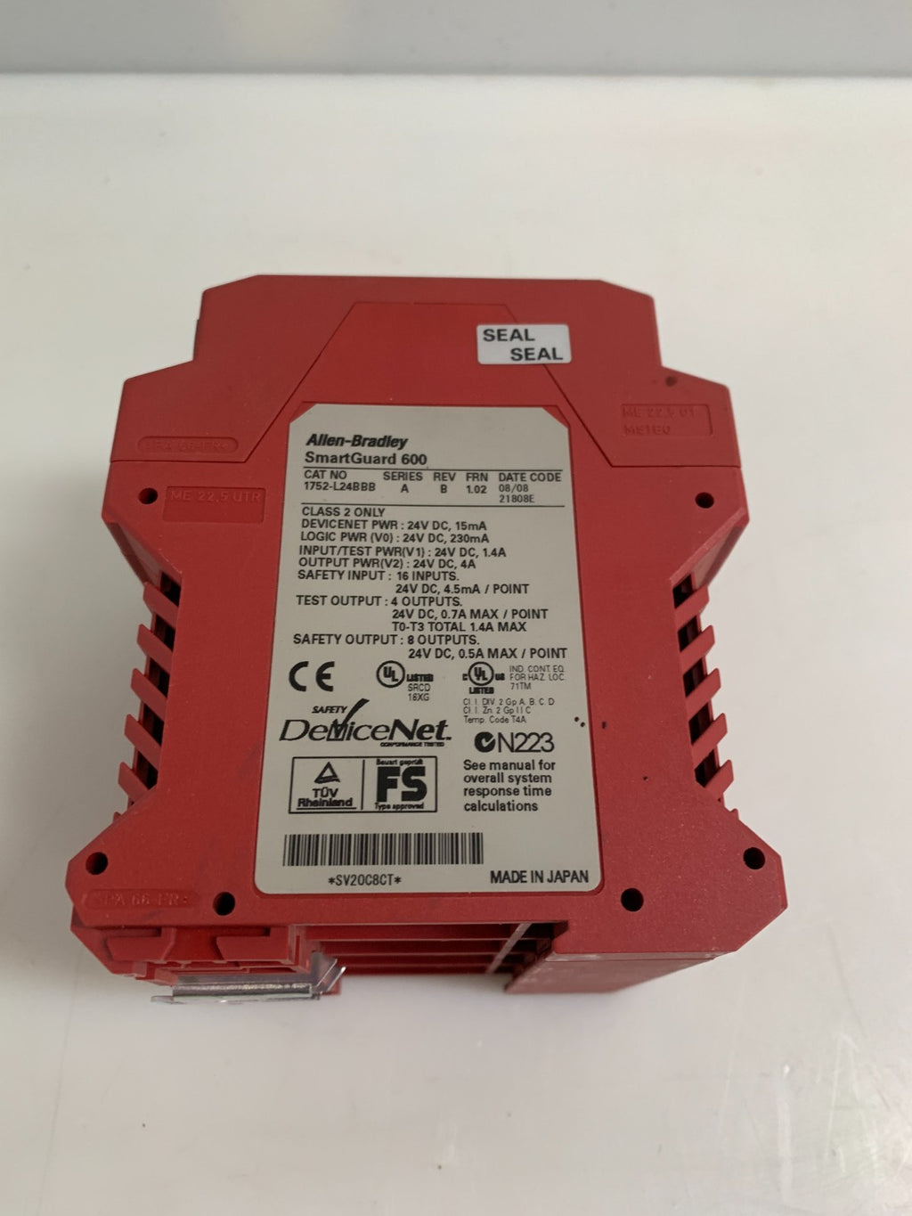 ALLEN BRADLEY SMART GUARD 600 PLC SAFETY CONTROLLER 1752-L24BBB SER A REV B3