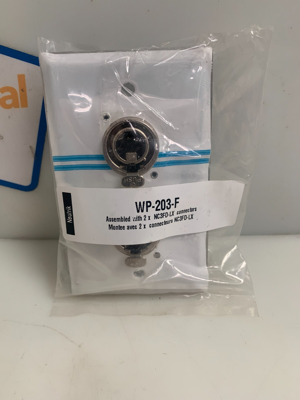 LOT OF 6 NEUTRIK DUAL WALLPLATE W/TWO NC3FD-L-1 RECEPTACLES WP203-M