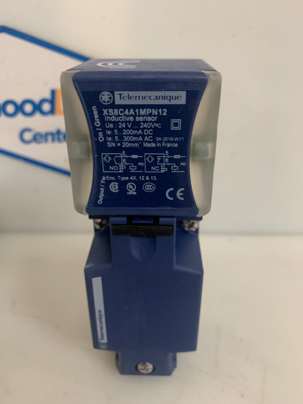 TELEMECANIQUE INDUCTIVE PROXIMITY SENSOR XS8C4A1MPN12