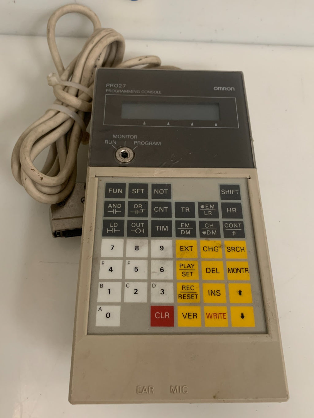 OMRON PROGRAMMING CONSOLE PRO 27 C200H-PRO27-E