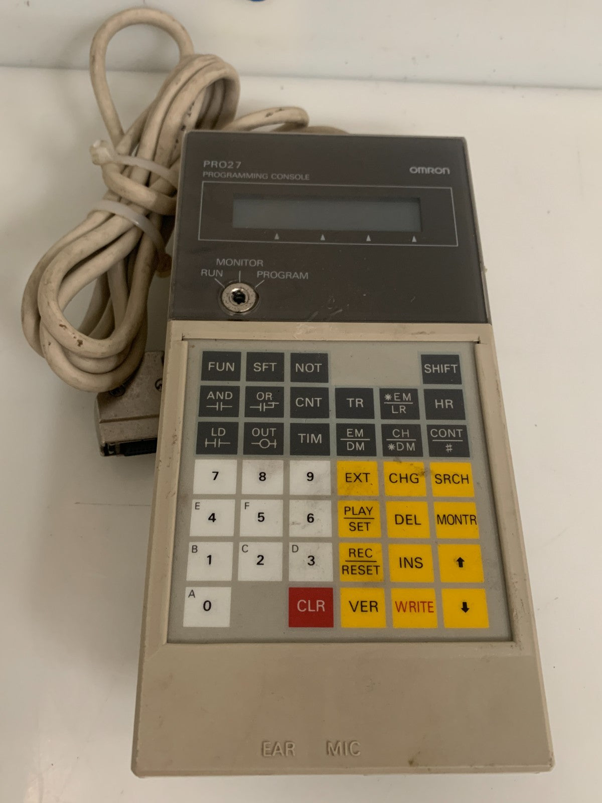 OMRON PROGRAMMING CONSOLE PRO 27 C200H-PRO27-E