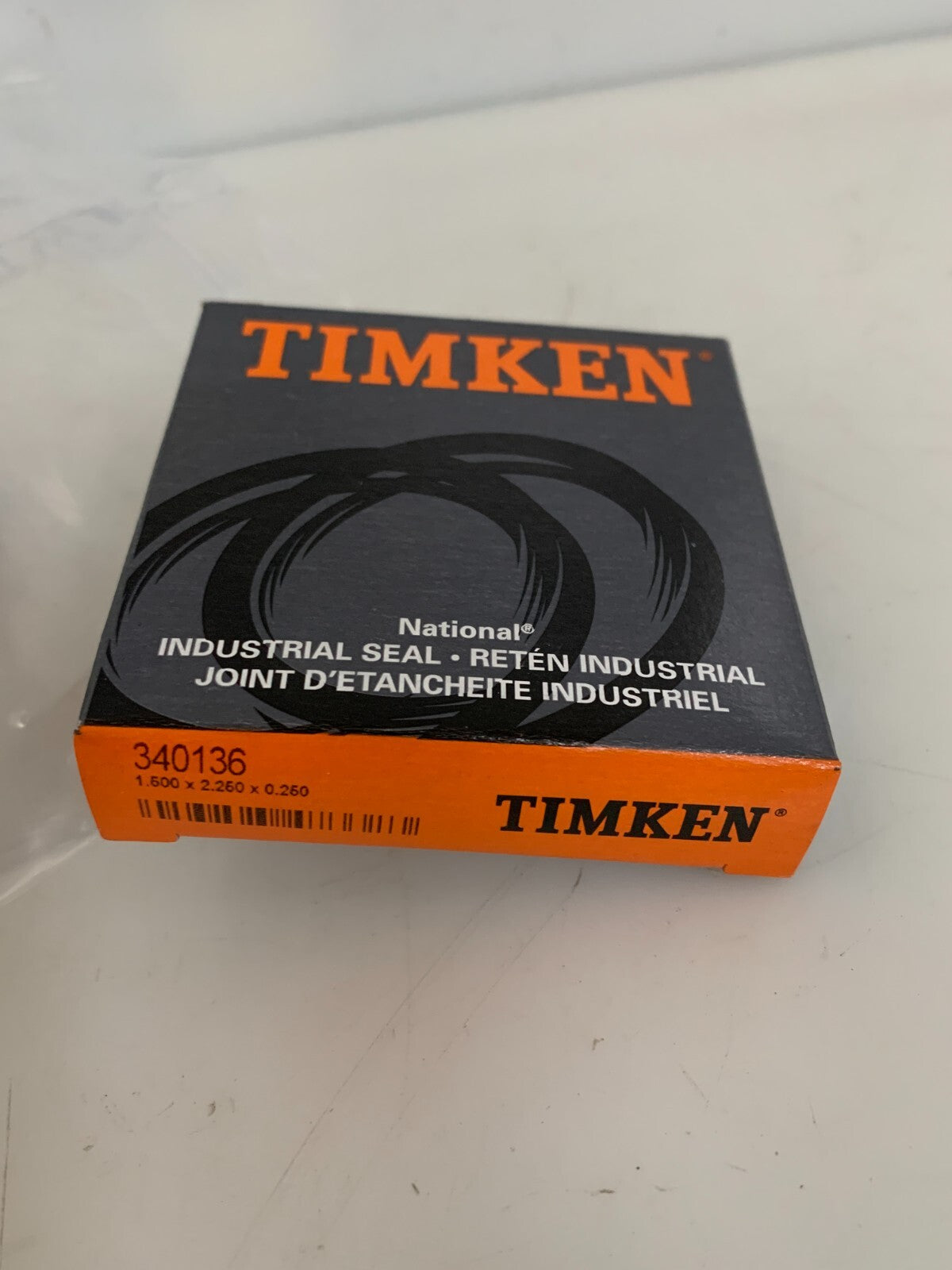 LOT OF 6  TIMKEN OIL SEAL 3401361