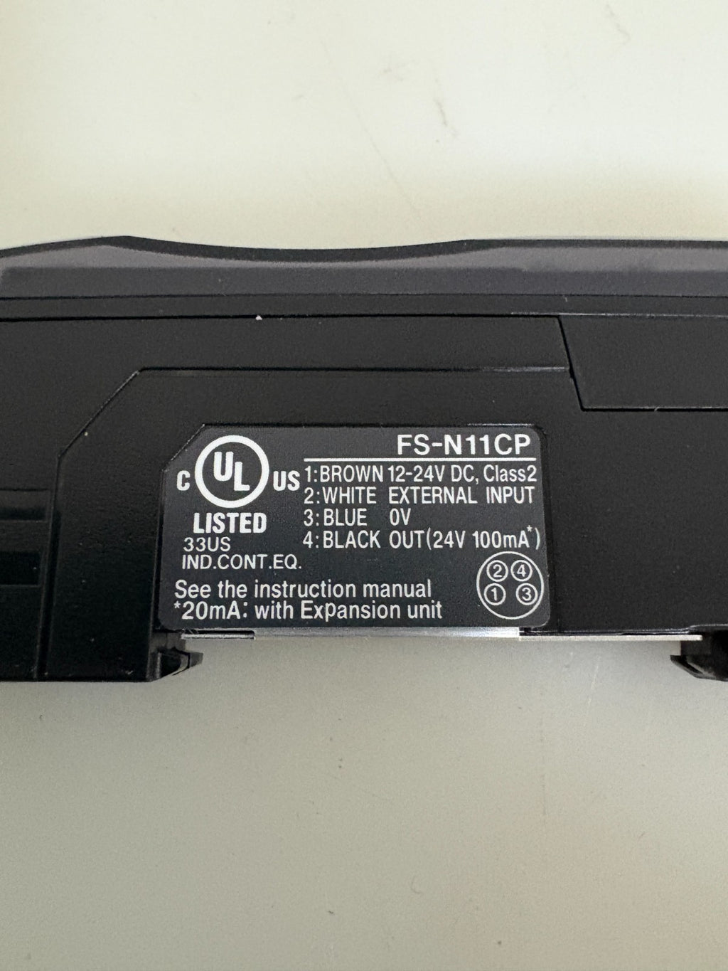 KEYENCE DIGITAL FIBER OPTIC SENSOR FS-N11CP2