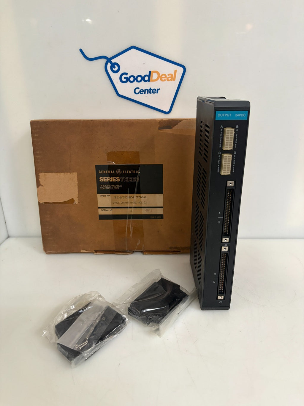 GE FANUC SERIES 3 24 VDC OUTPUT W/LED MDL 32 IC 630 MDL 356 A0