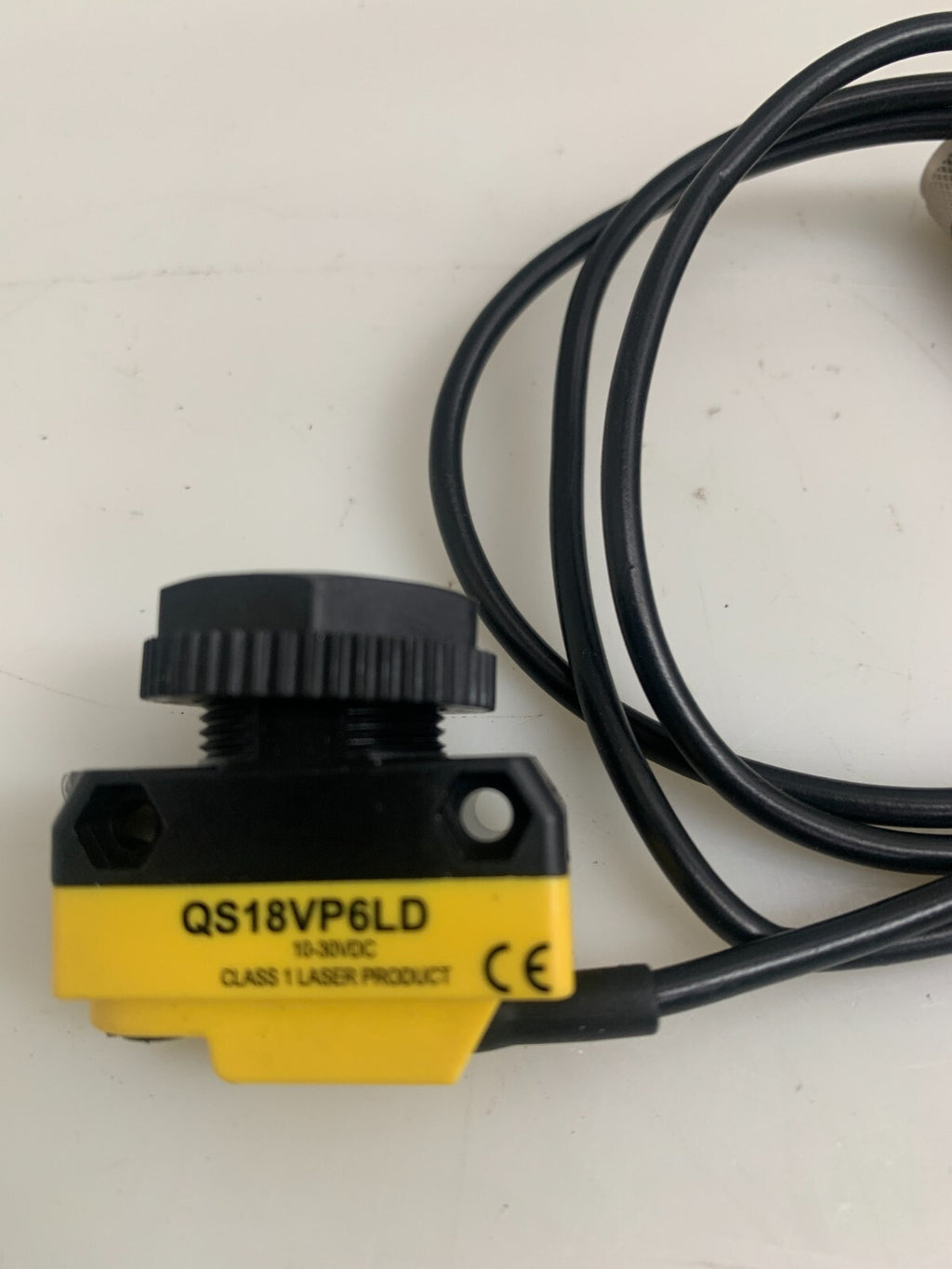 BANNER ENGINEERING  QS18VP6LD  Photoelectric Sensor   73040