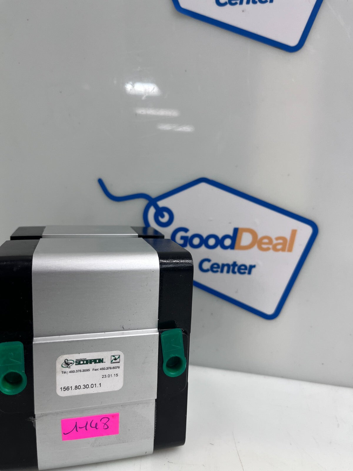 PNEUMAX 1561.80.30.01.1 Double Acting Compact Cylinder