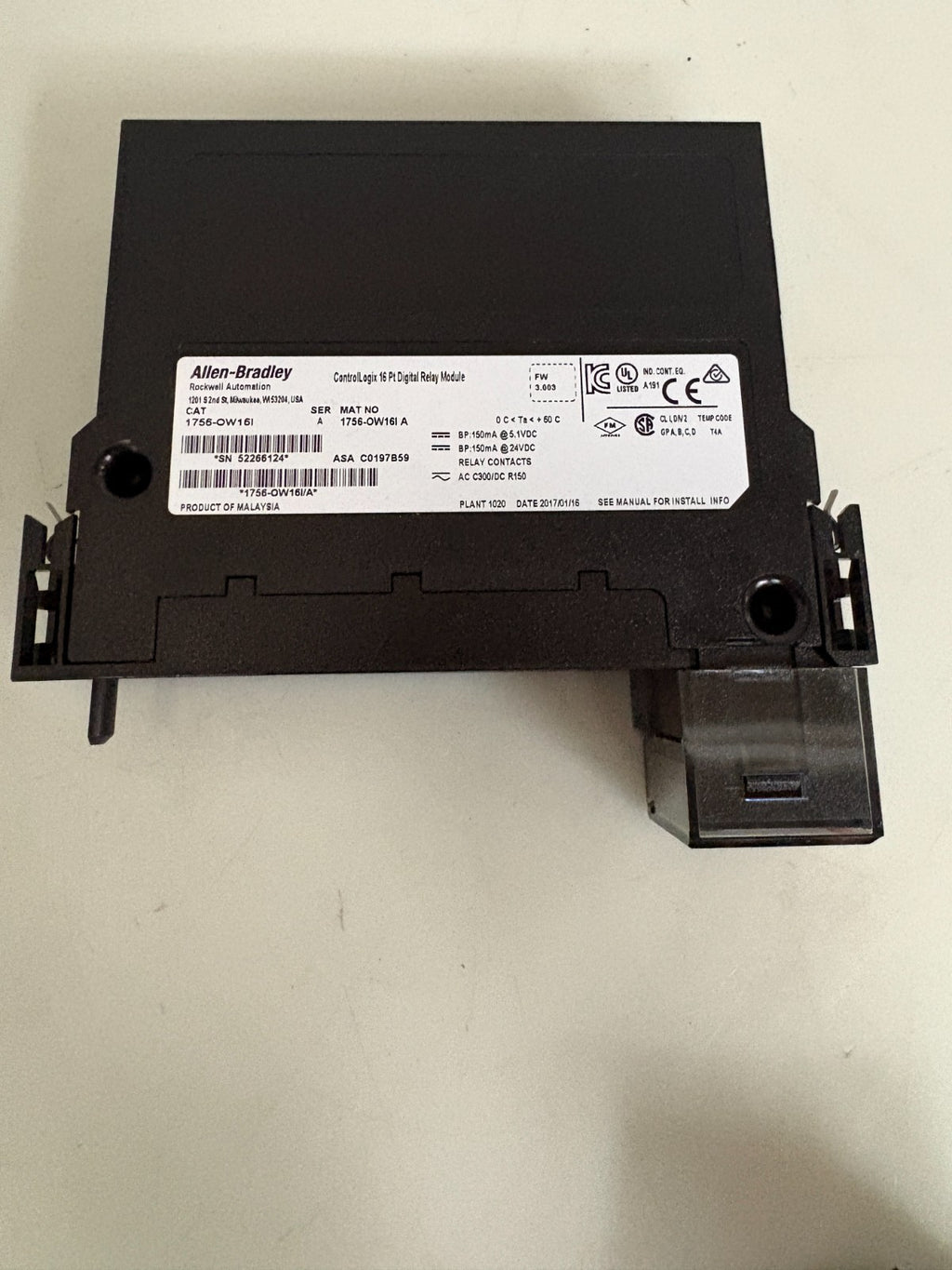 ALLEN BRADLEY CONTROLOGIX 16 PT DIGITAL RELAY MODULE 1756-0W16I A