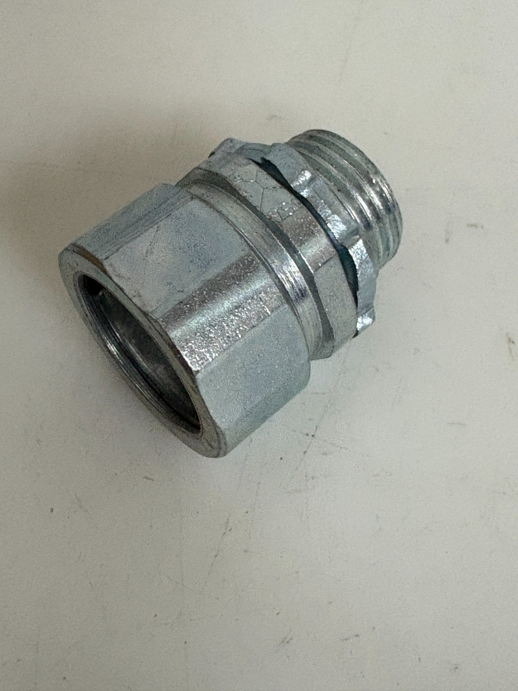 LOT OF 17 RACO HUBBELL 1/2" COMPRESSION CONNECTOR #1802