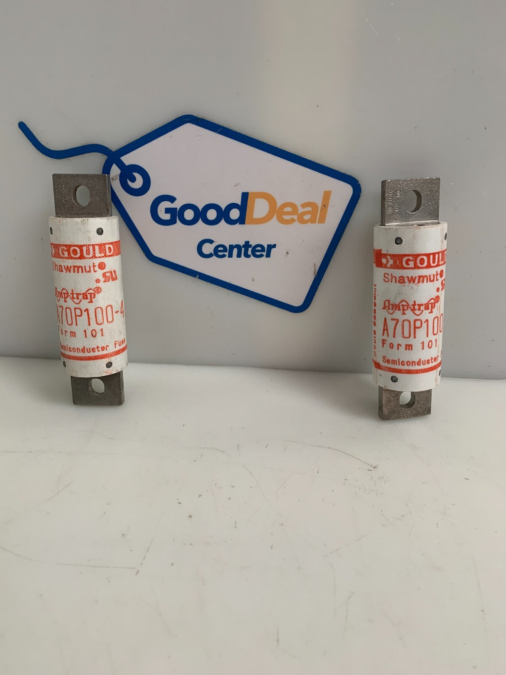 LOT OF 2 GOULD SHAWMUT AMPTRAP SEMICONDUCTOR FUSE A70P100-40