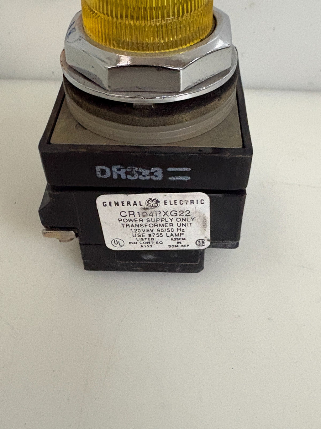 GENERAL ELECTRIC CR104PXG22 POWER SUPPLY W/YELLOW PILOT LIGHT DR3331