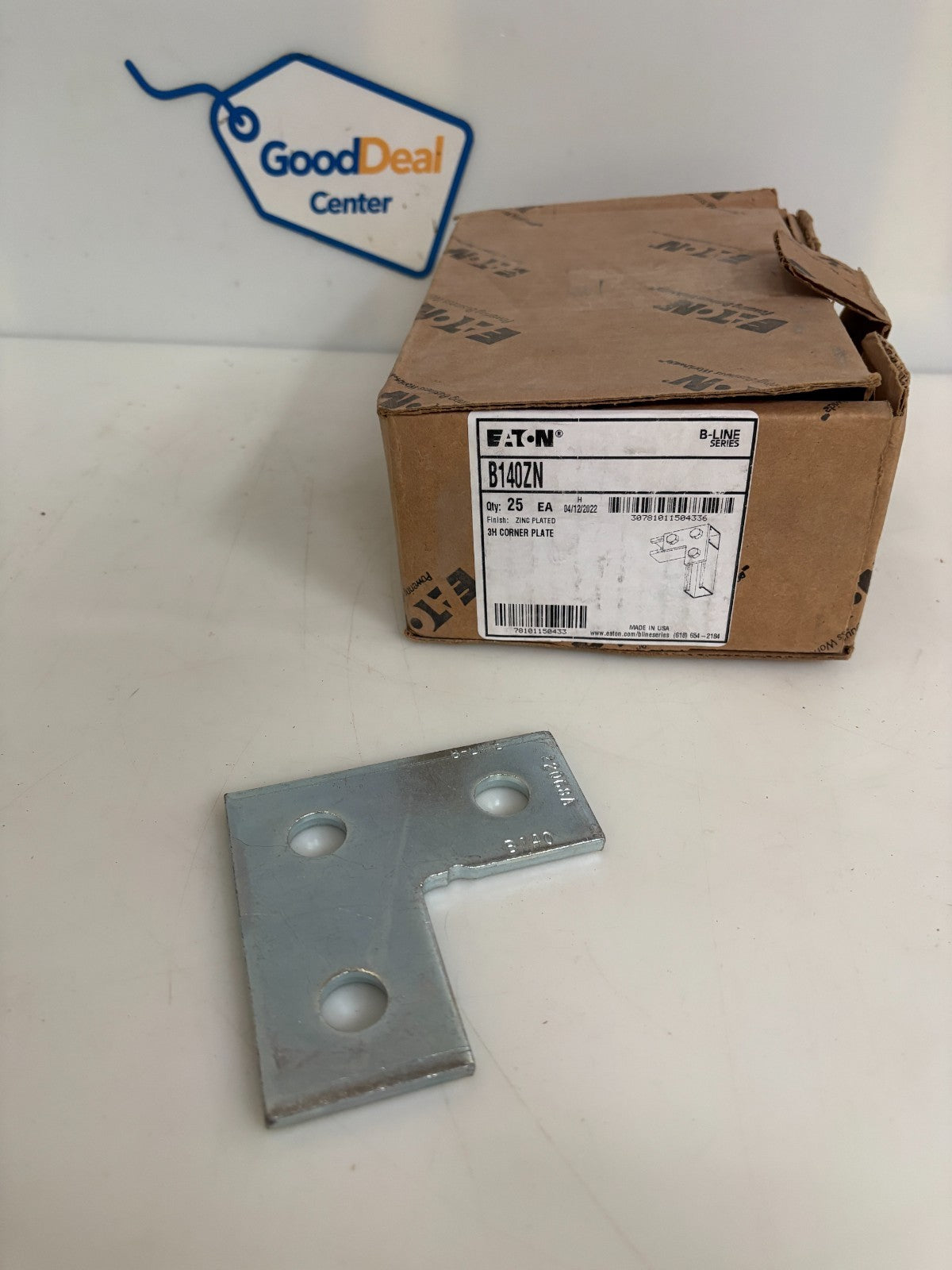 EATON 3H CORNER PLATE B14OZN 25 PER BOX 0