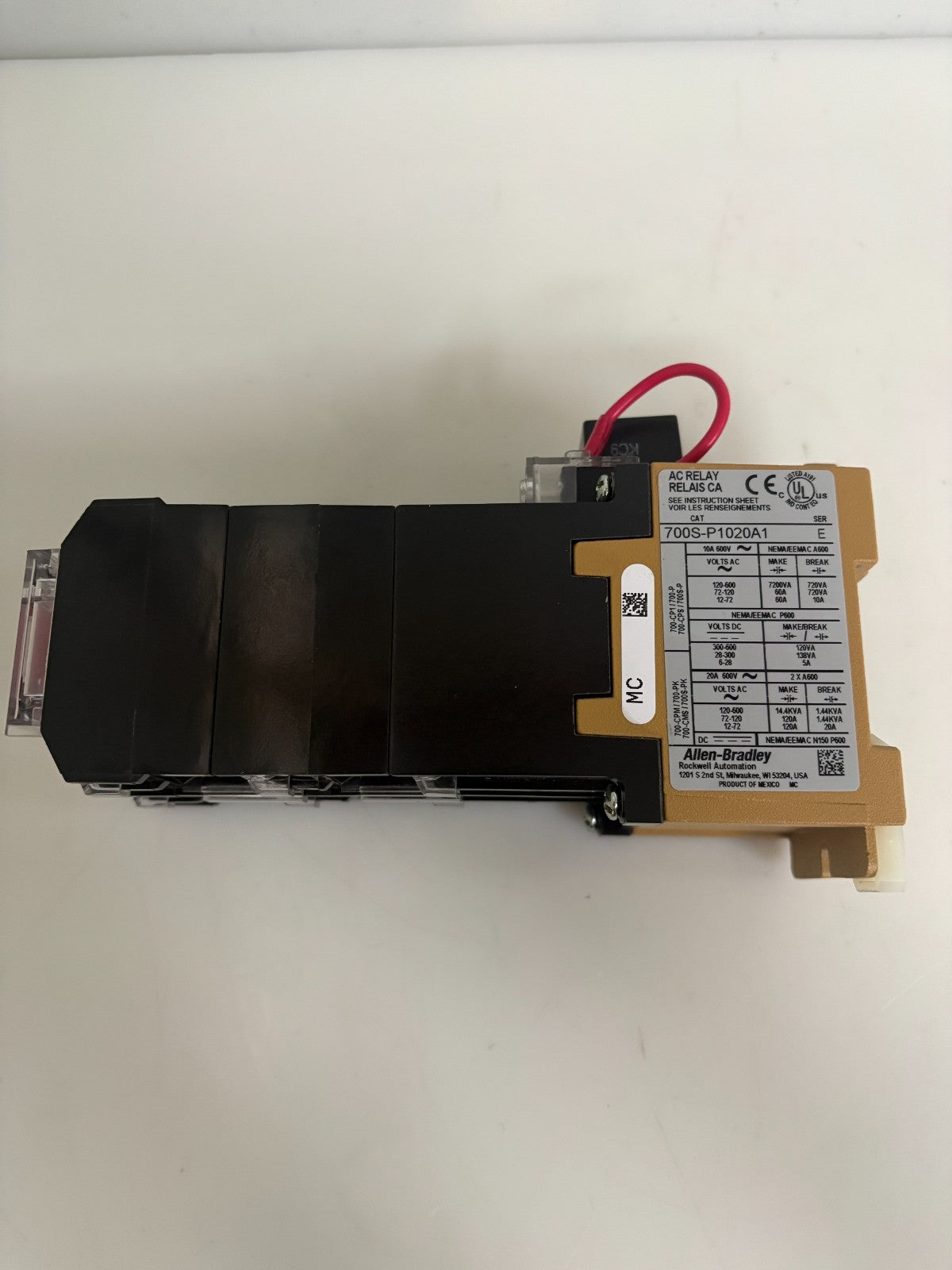 ALLEN BRADLEY SAFETY CONTROL RELAY 700S-P1020 A1 SER E2