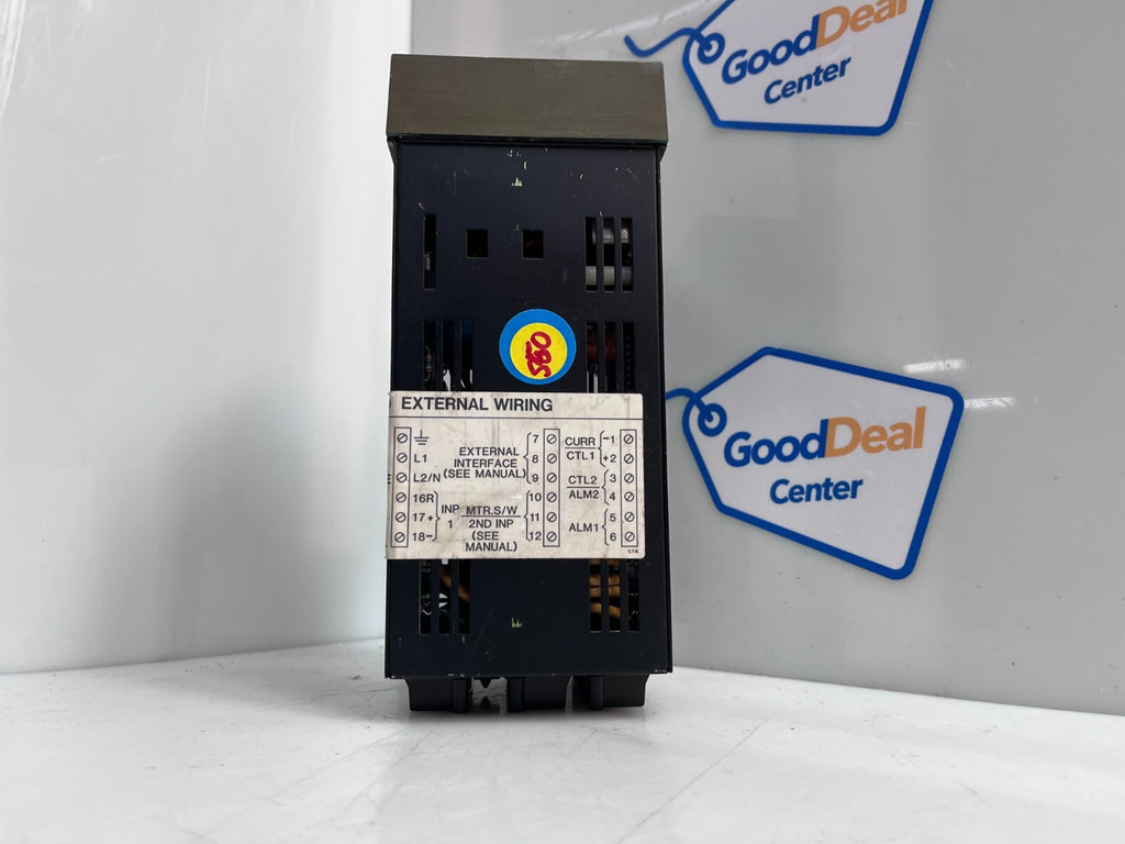 Honeywell DC3002-0-01A Temperature Controller