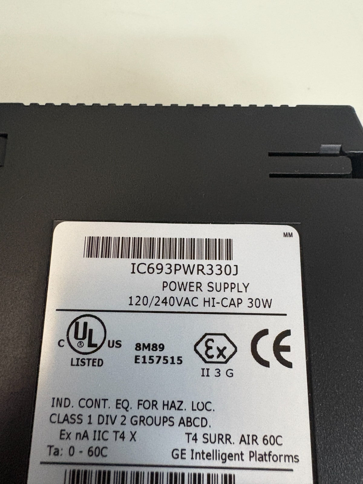 GE FANUC POWER SUPPLY 120/240 VAC HI-CAP 30W IC693PWR330J4