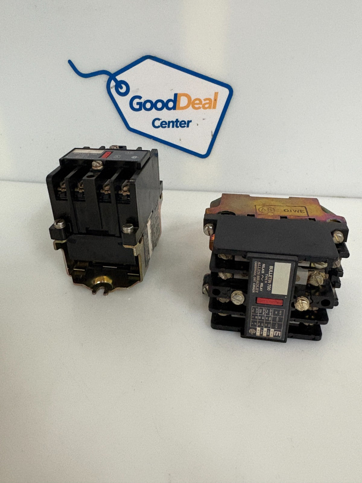 LOT OF 2 ALLEN BRADLEY A C RELAY 700-M400A10