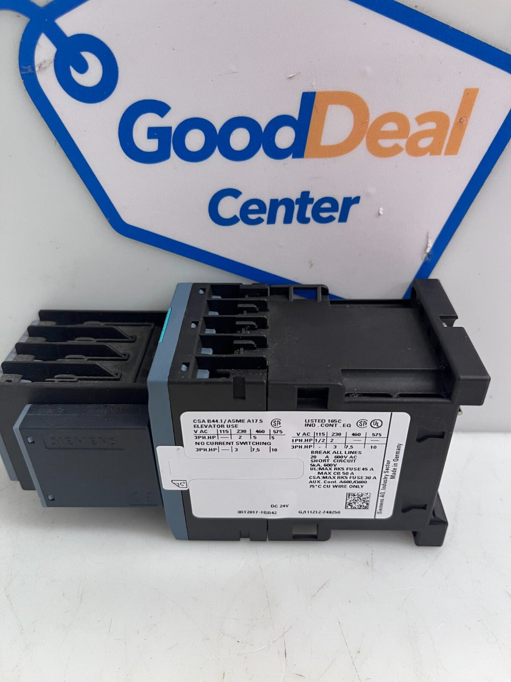 SIEMENS Sirius Contactor  3RT2017-1BB42  w/3RH2911-1GA22 & 1x 3RH2916-1DG00