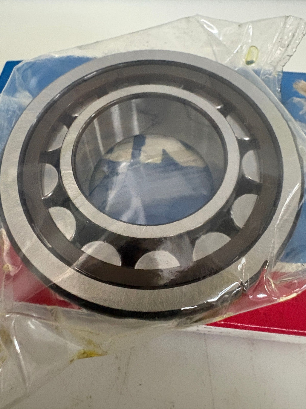 LOT OF 2 SKF CYLINDRICAL ROLLER BEARING NU 206 ECP1