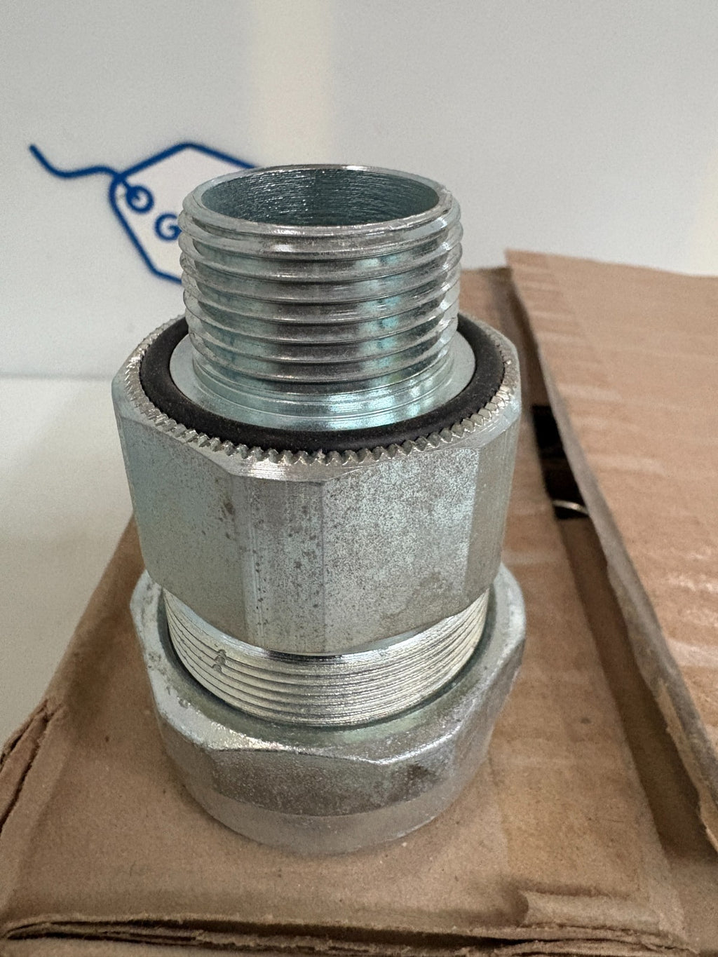ABB THOMAS & BETTS 1" STAR TECK CABLE FITTING W/SEAL RING ST 100-469S 10 PER BOX1