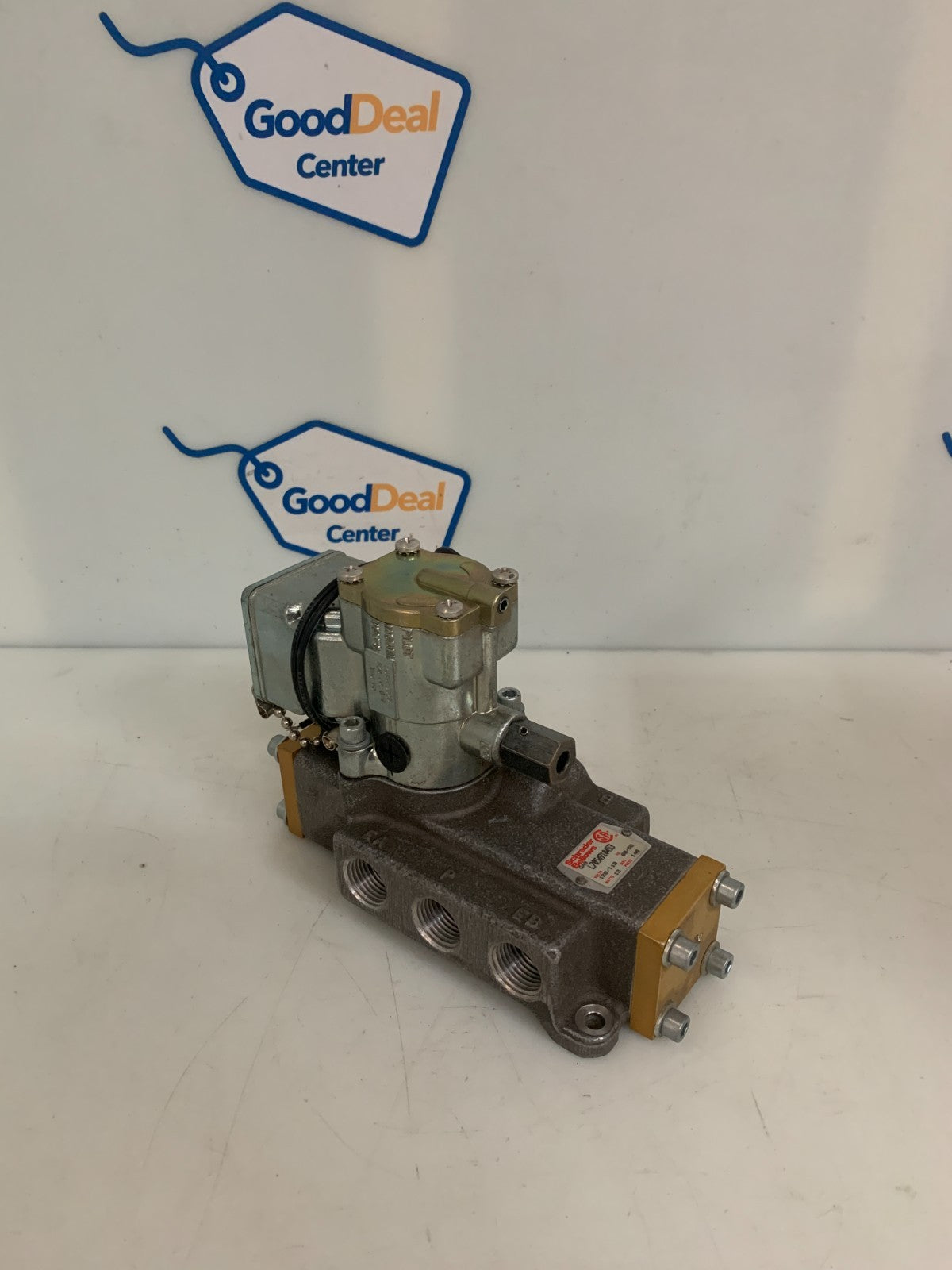 SCHRADER BELLOWS CONTROL VALVE L7054910453