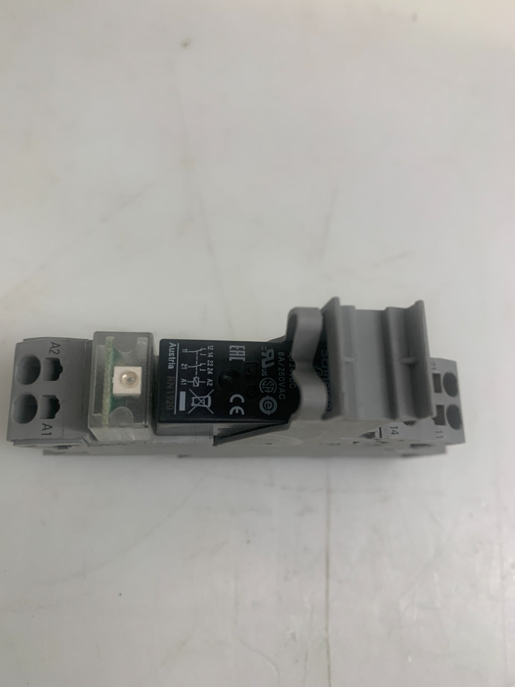 SCHNEIDER ELECTRIC RSB  Relay  2A080BD / RSB2A080BD   (Lot of 8)