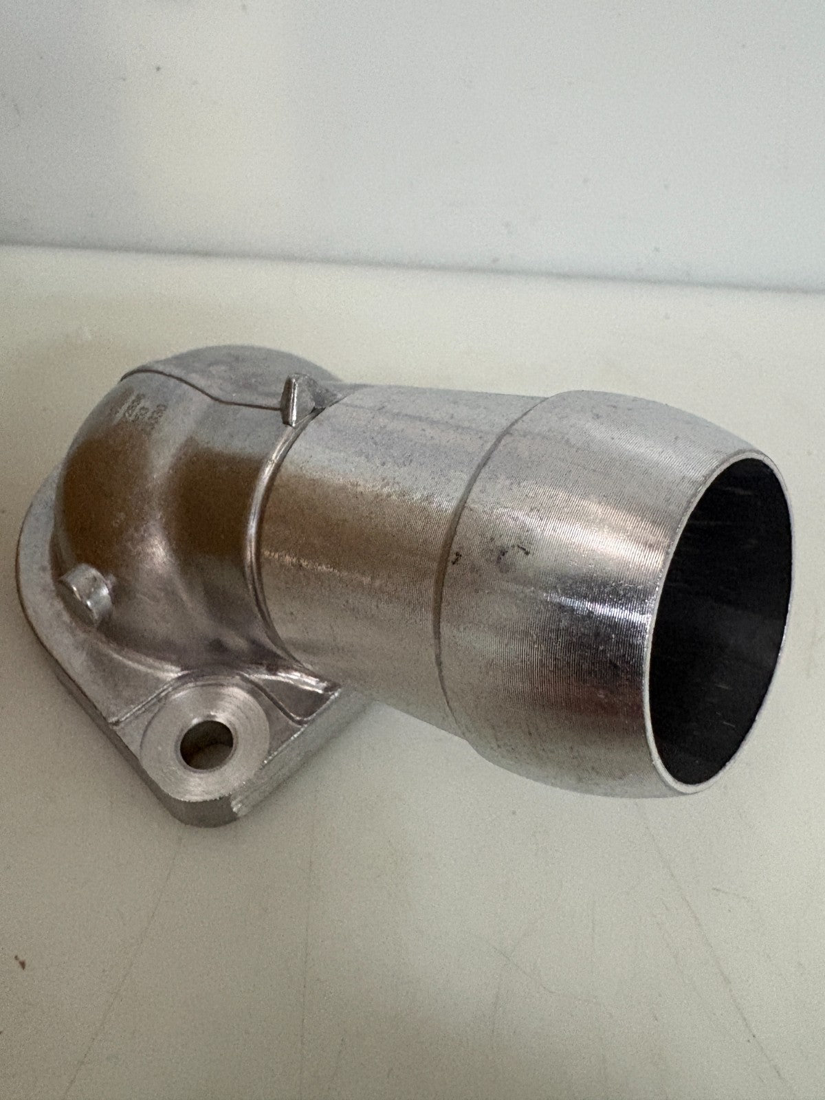 DORMAN WATER OUTLET 902-836 1